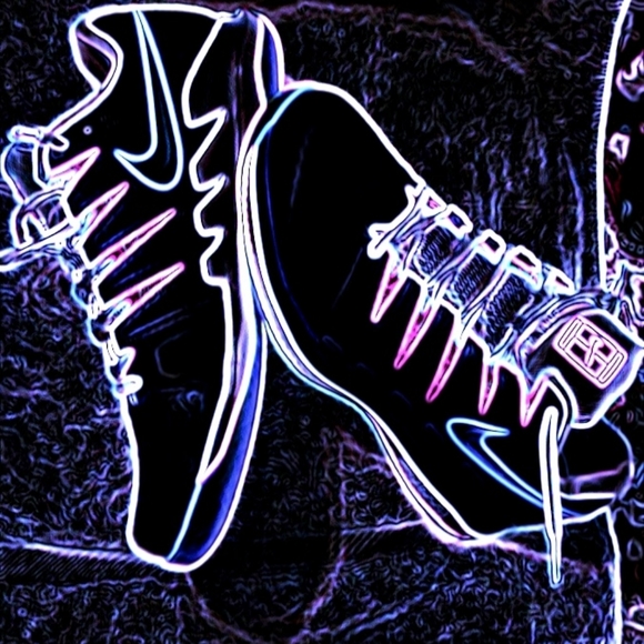 NOTHING, JUST SHOWING OFF MY OWN ISH BC SUPPOSEDLY, ITS COOL TO DO ON POSH... - Picture 4 of 8